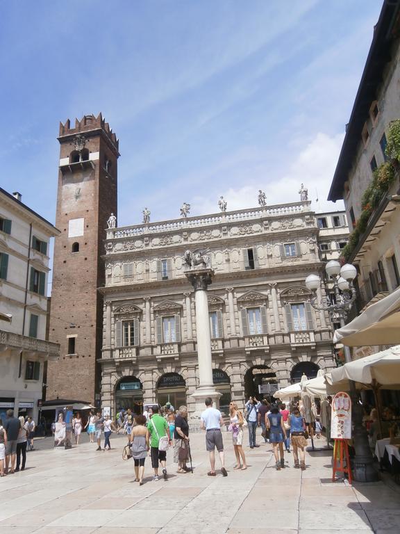 Romeo'S Guest House Verona Exteriör bild